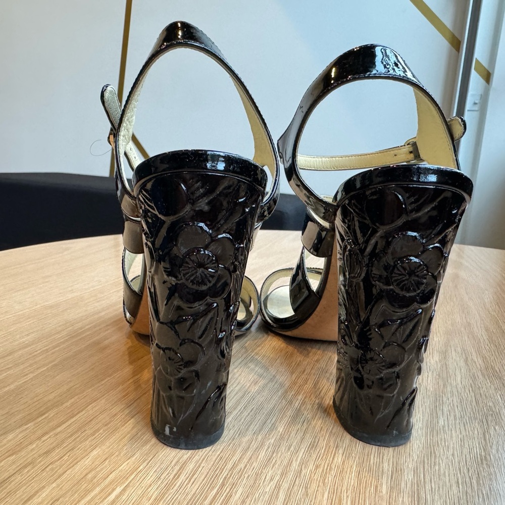 CHANEL Black Patent Leather High-Heeled Sandals - Picture 7 of 8